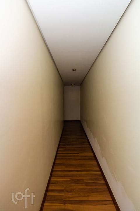 Image 8 - 227900
